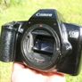 Canon EOS 1000 SLR 35mm film camera  Body only, tested (batteries need to be replaced) Image 2
