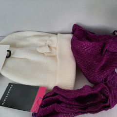 New child's white beanie hat and scarf tag attached