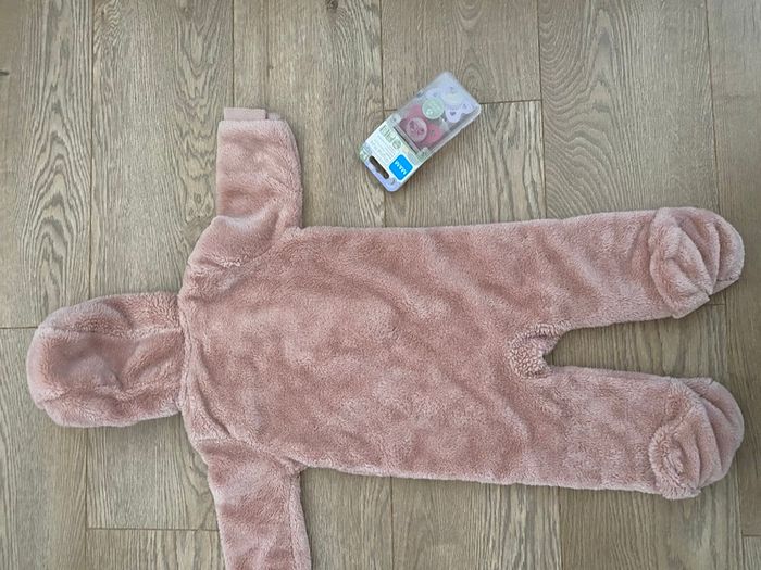 Baby pram suit great condition