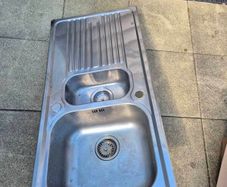 Stainless steel sink