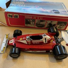 Ferrari 312 T2 Formula one Niki Lauda Scale 1/16 Year 1976