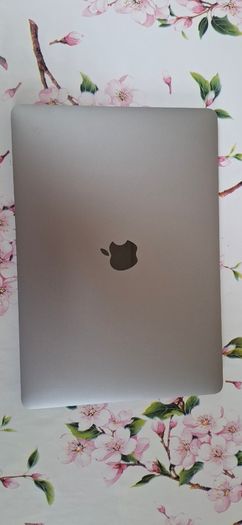 Macbook Pro M1 (Read Description)