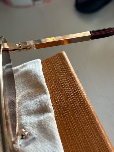 Lv gold Attitude glasses/sunglasses