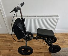 Knee Scooter with Pumped Wheels - perfect condition