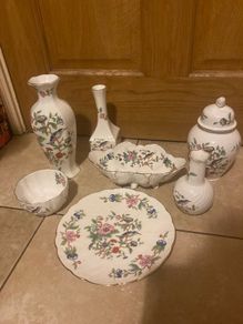 anysley Pembroke free postage