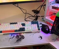 Red Dragon Trundle Keyboard & Razer mouse