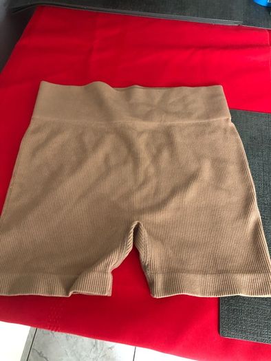 Girls shorts size S