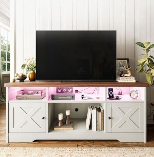 TV Stand Cabinet with Sockets, USB and LED, TV Cabinet Suitable for up to 65'' TV, with 4 Open Compartments and 2 Cabinets, Suitable for Living Room, 150 x 35 x 65cm, White