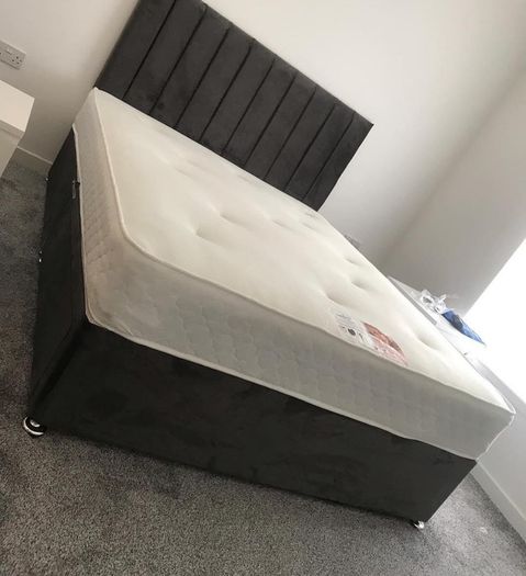 New 4'6" double grey divan bed and mattress