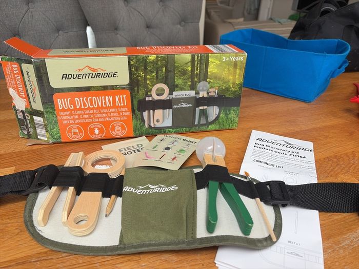 Adventuridge Bug Discovery Kit  Outdoor Nature Explorer Set