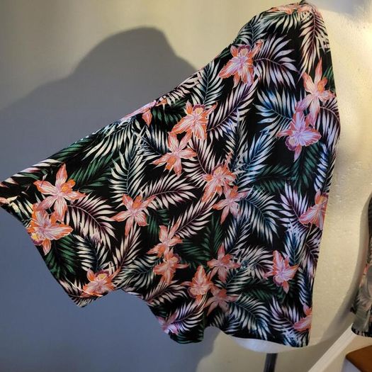 M&S tropical pattern kimono, Size 20