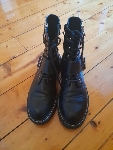ladies boots