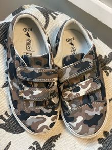Next boy shoe junior 8.5