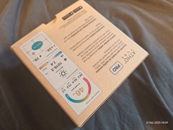 RRP eur 200 . Barely used (+ new original box) portable air quality monitor Atmotube Pro + phone app