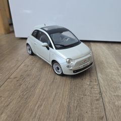 Norev Fiat 500 Pearl White 1:18 Diecast Model Car - Missing Left Mirror
