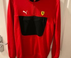 Ferrari top