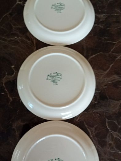 Keltcraft Ivy Lane Plates x 3
