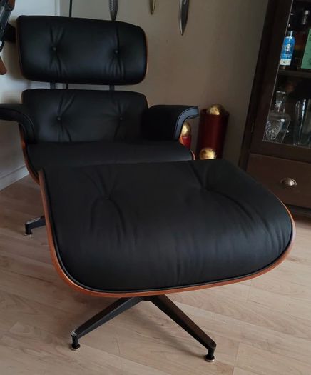 NORMAL B Ashwood Replica Lounge Chair with Ottoman Black Lather