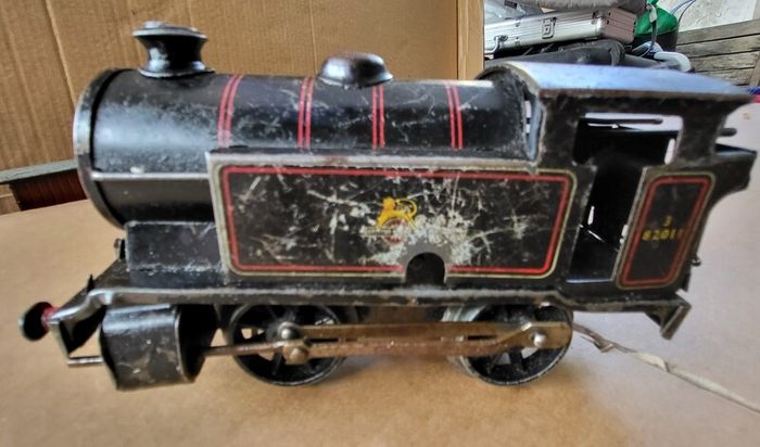 O gauge old clockwork train set