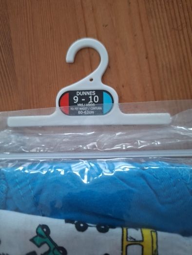 BNWT 7Pk Briefs Age 9-10