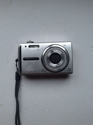 Olympus X 845 digital camera