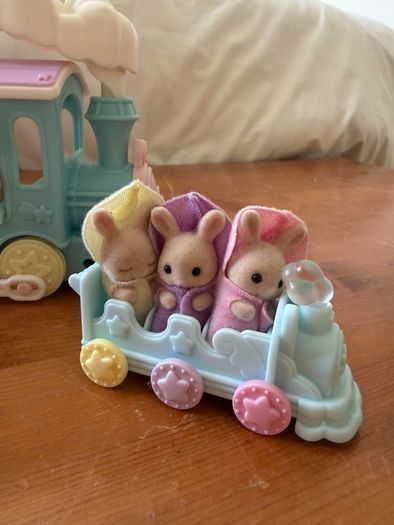 Sylvanian Families Bundle - Floating Cloud Rainbow Train & Milk Rabbit Triplets