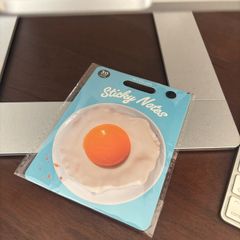 Egg sticky notes