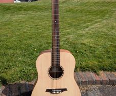 Bromo BAT1NL Acoustic Guitar
