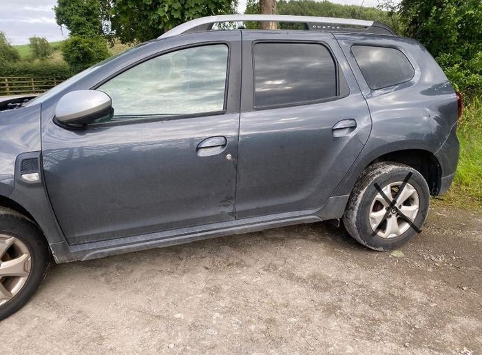 2019 Dacia Duster Essential Breaking for Parts