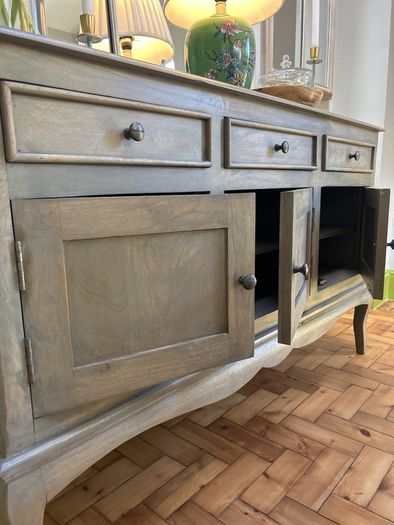 Beautiful Solid Wood Antique French Style Sideboard