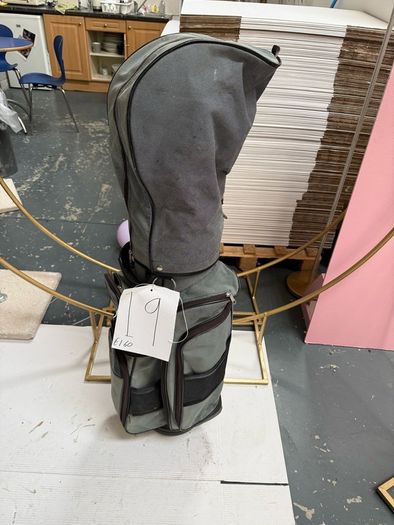 set golf clubs