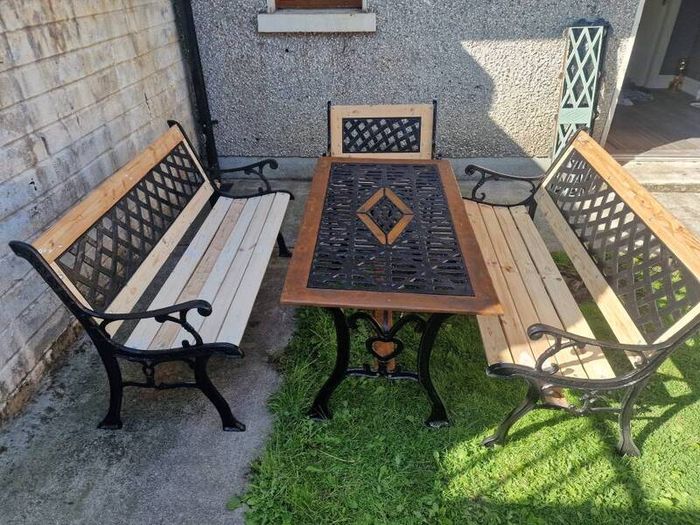 Garden table with 2 bench and 1 chair [ cast iron ]
