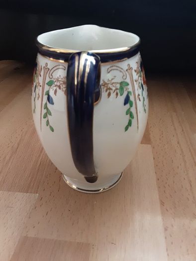 Water Jug/Vintage Sylvia Gibsons Pottery WaterJug 6" High  - Reg.No.749979