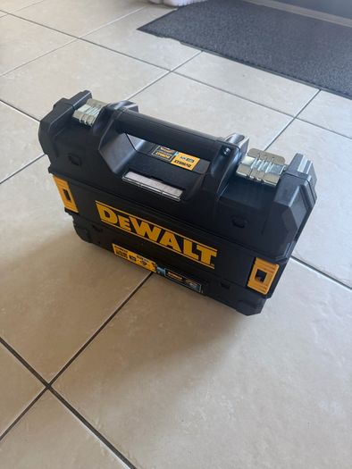Dewalt Drill box