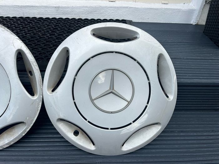 190E Mercedes hubcaps. Came from a 1991 190E.