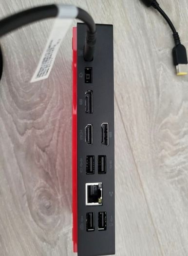 HP EliteDisplay E271i 68,6 cm (27'') LED Backlit Monitor