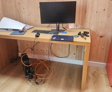 Large desk