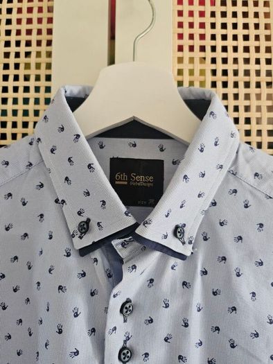 6th Sense Shirt Original M