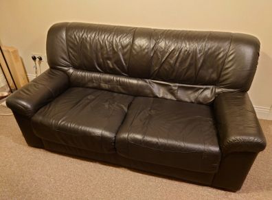 Sofa suite (1x two seater, 2x armchairs)