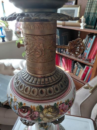 Antique table lamp habd painted ceramic body with ornate brass base works