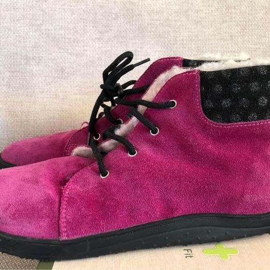 barefoot size 4(women's )and girls 11.5
