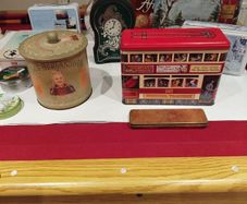 Collectable storage tins