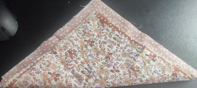 7x Mixed patterns 25cm x 25cm fabric pieces