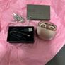 Kinglucky earbuds with butterfly charm Image 2
