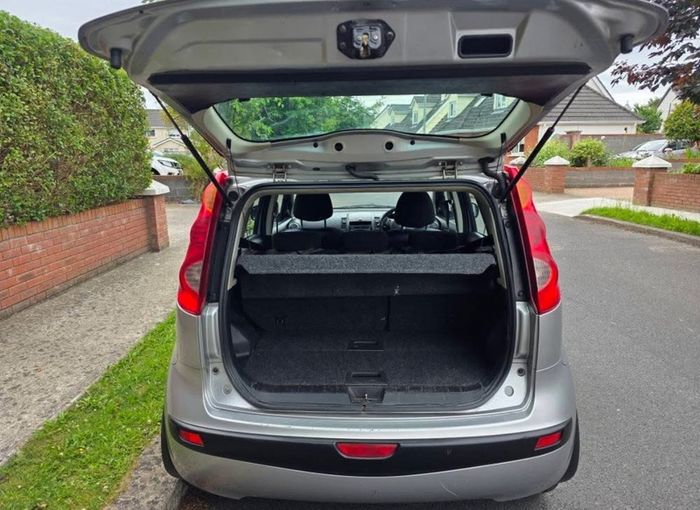Nissan Note 2006 1.6 Petrol - LONG NCT 04/27 mint