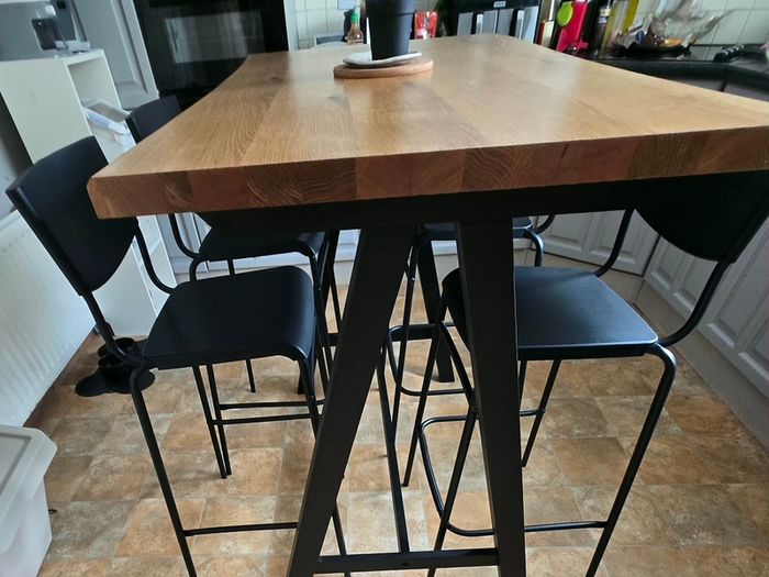 High Kitchen Table & 4 Chairs