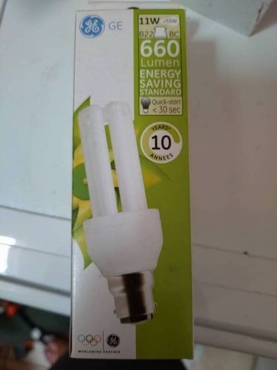 GE 11w b22 BC 660 lumen light bulb