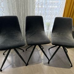 6 chairs