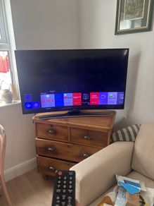 Samsung 48 Curved 4K Smart TV