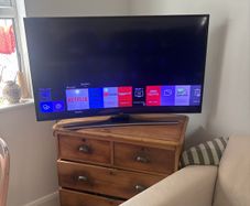 Samsung 48 Curved 4K Smart TV